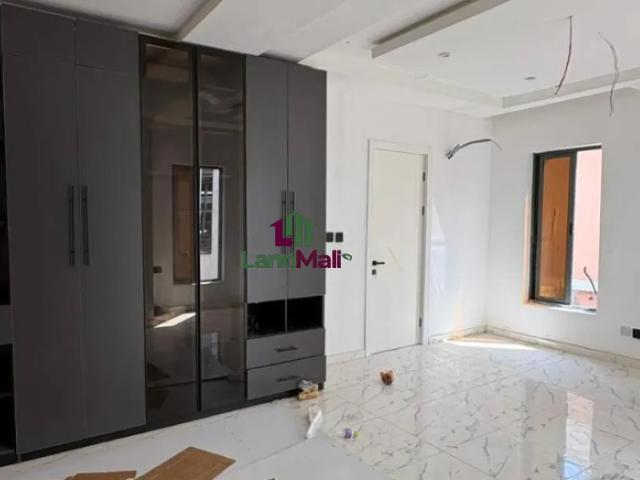 Property for sale in Eti Osa, Abuja