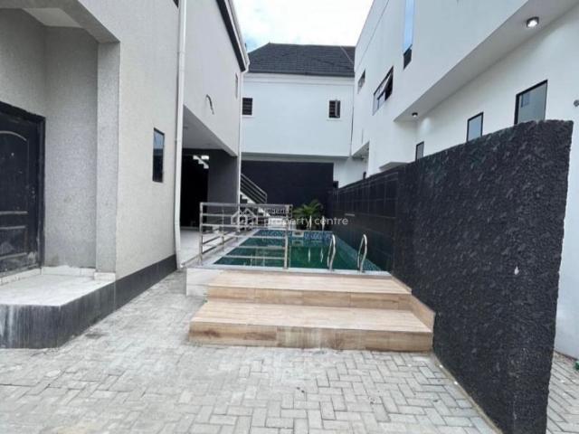 Detached duplex for sale in Eti Osa, Lagos