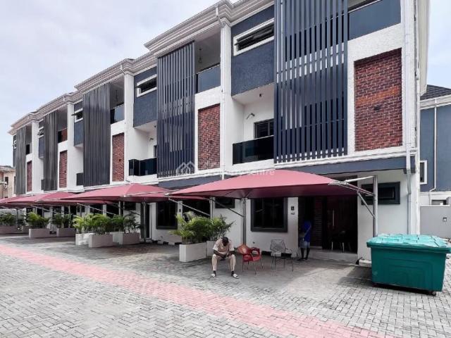 House for sale in Eti Osa, Lagos