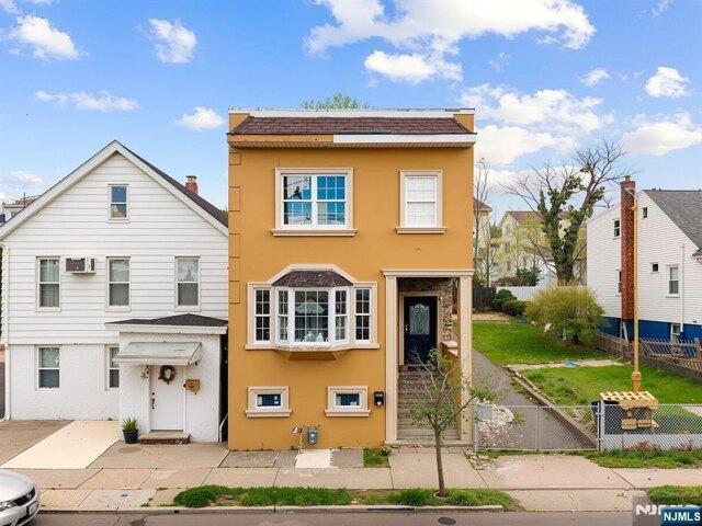 House for sale in Garfield, New Jersey