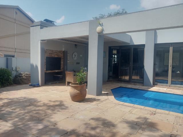 House for rent in Waterkloof, Gauteng