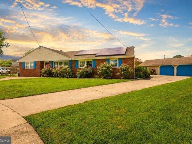 House for sale in Gibbstown, New Jersey
