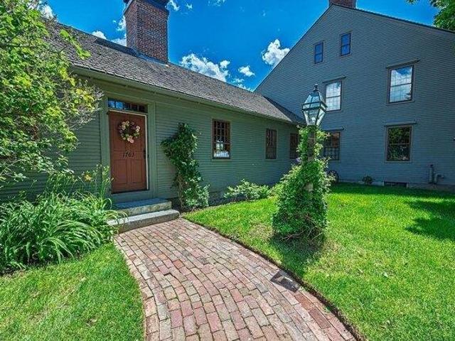 House for sale in New Hampshire
