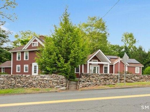 House for sale in Glastonbury, Connecticut
