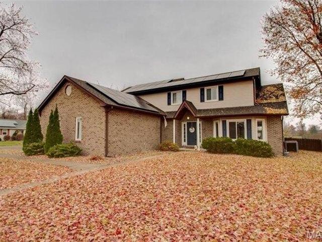 House for sale in Glen Carbon, Illinois