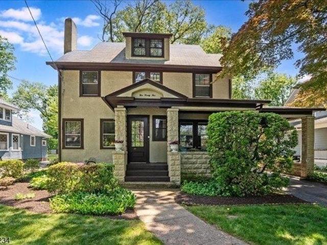 House for sale in Glen Rock, New Jersey