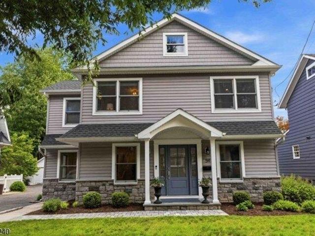 House for sale in Glen Rock, New Jersey