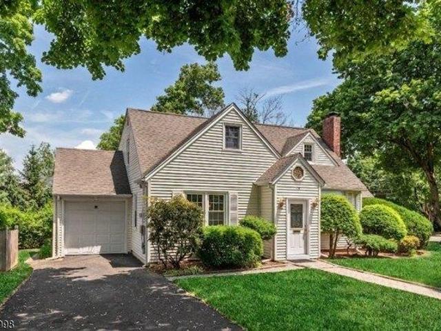 House for sale in Glen Rock, New Jersey