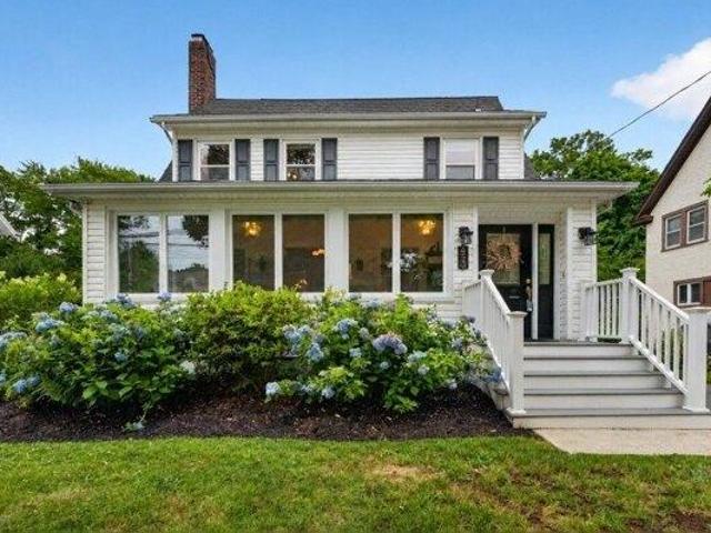 House for sale in Glen Rock, New Jersey