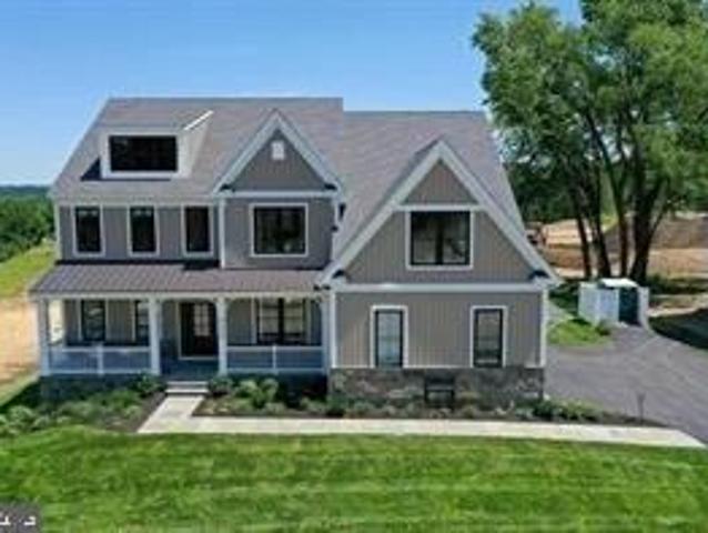 House for sale in Glenmoore