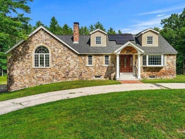 House for sale in New Hampshire