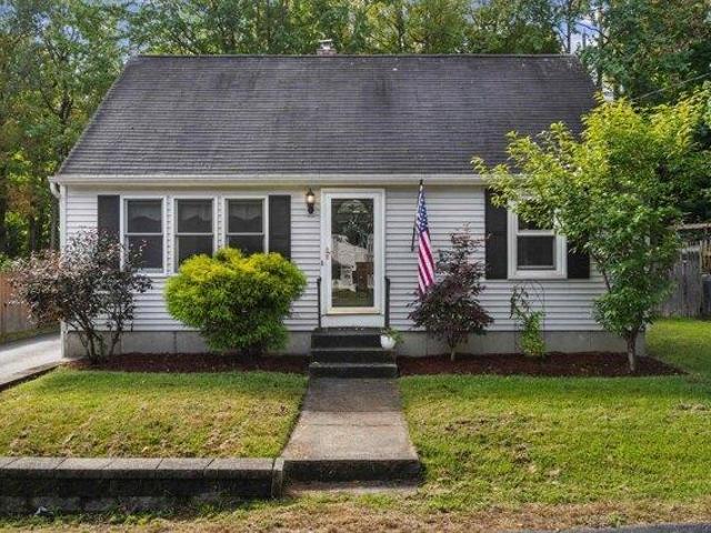 House for sale in Pinardville, Goffstown