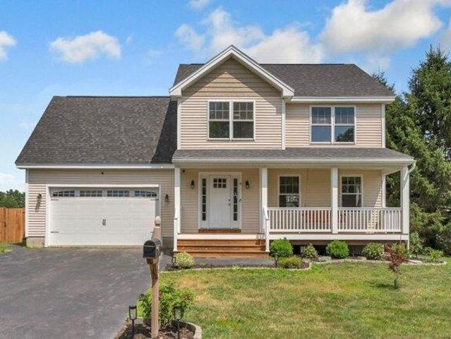 House for sale in Gorham, Maine