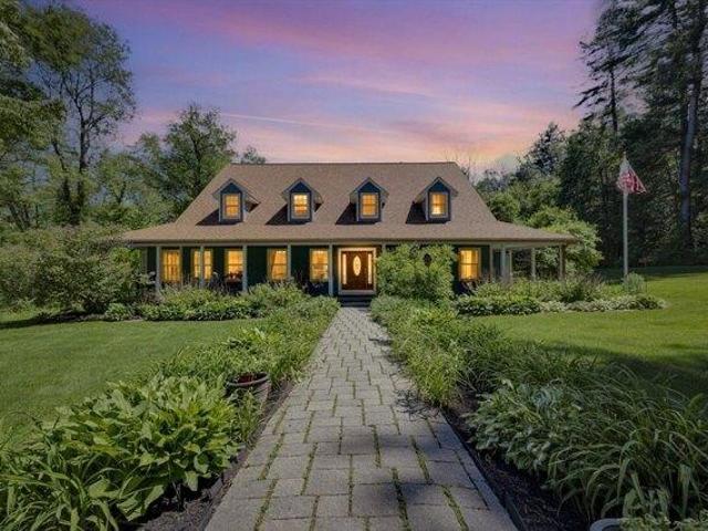 House for sale in Grafton, Massachusetts