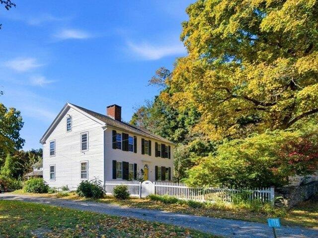 House for sale in Granby, Hampshire County