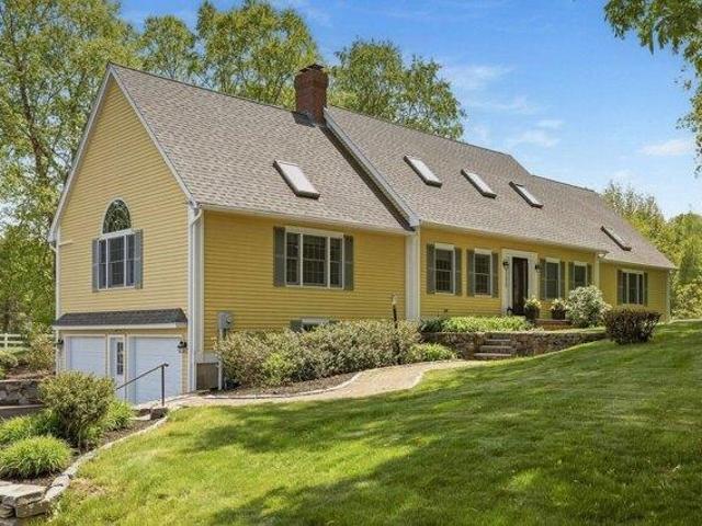 House for sale in New Hampshire
