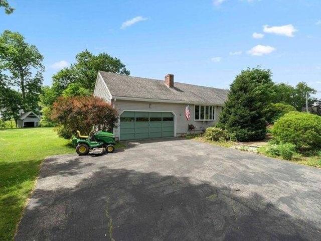 House for sale in New Hampshire