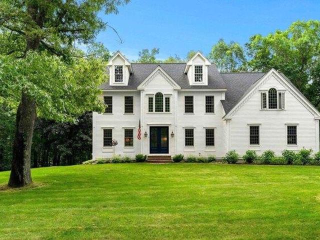 House for sale in New Hampshire