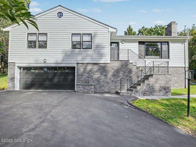 House for sale in Mianus, Greenwich