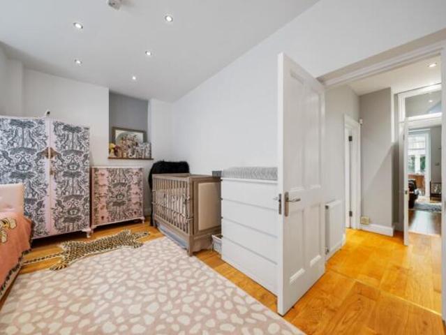 Flat for rent in Hampstead, Greater London