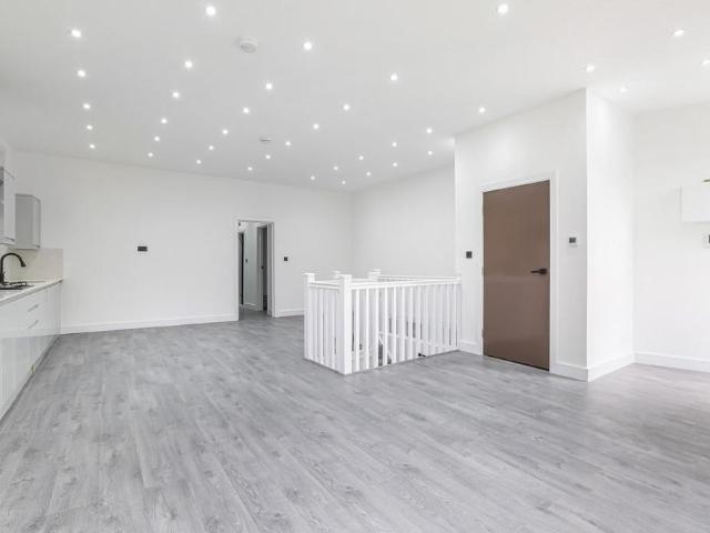 Apartment for rent in Wallington, Greater London