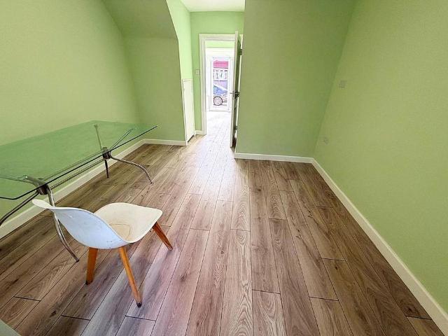 House for rent in London Borough of Barking and Dagenham, Greater London