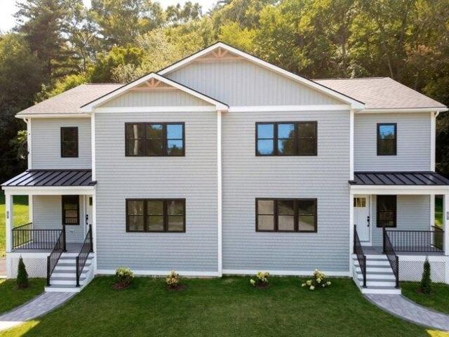 House for sale in Groveland, Essex County