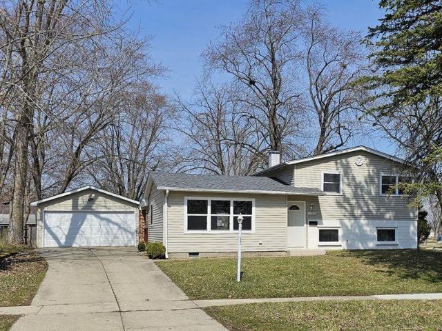 House for sale in Gurnee, Illinois