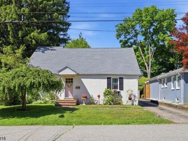 House for sale in Hackettstown, New Jersey