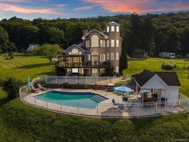 House for sale in Haddam, Connecticut