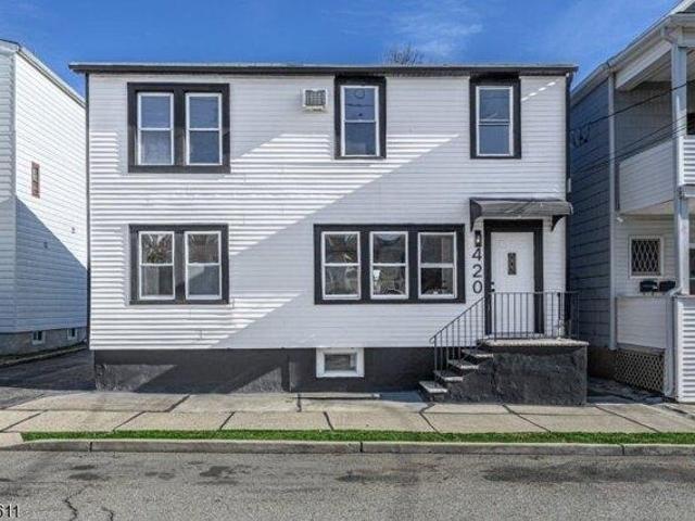 House for sale in Passaic, New Jersey