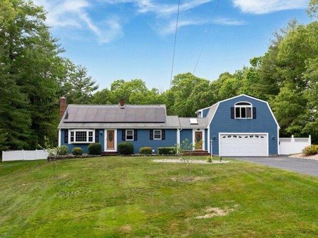 House for sale in Halifax, Massachusetts
