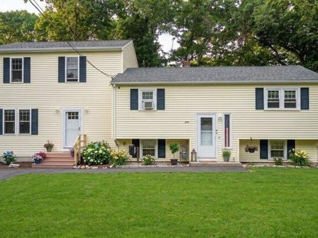 House for sale in Halifax, Massachusetts