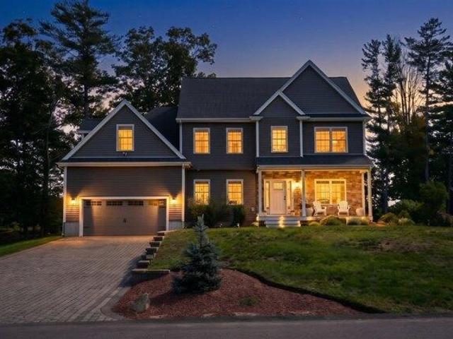 House for sale in Halifax, Plymouth County