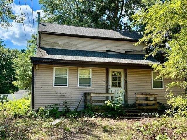 House for sale in Halifax, Plymouth County