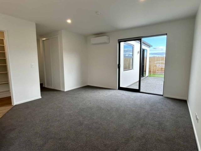 House for rent in Chaslands, Canterbury