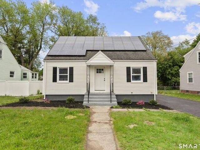 House for sale in Hamden, Connecticut