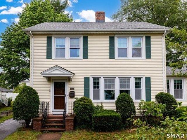 House for sale in Hamden, Connecticut