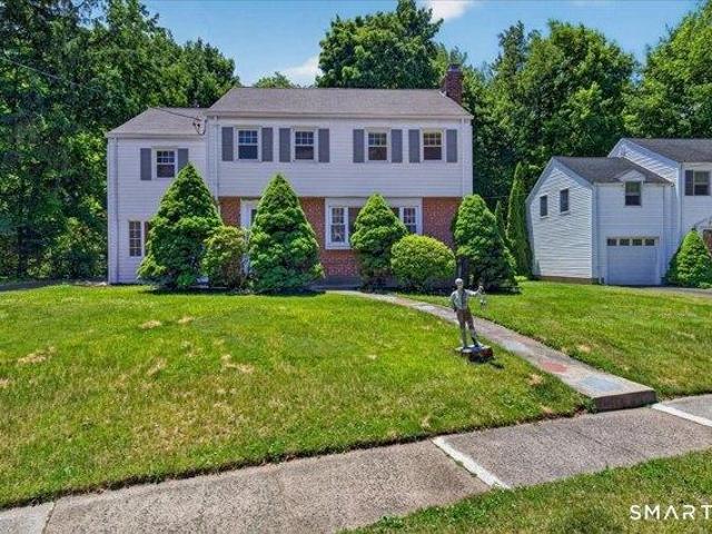 House for sale in Hamden, Connecticut