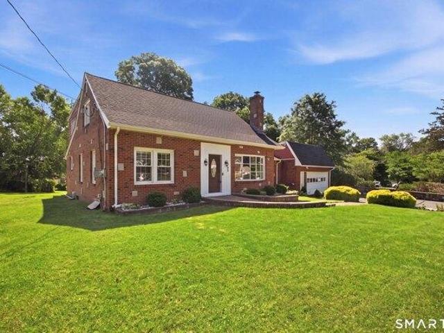 House for sale in Hamden, Connecticut