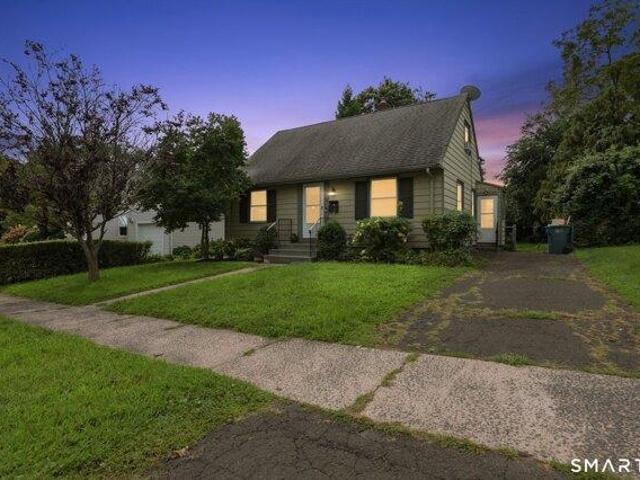 House for sale in Whitneyville, Hamden