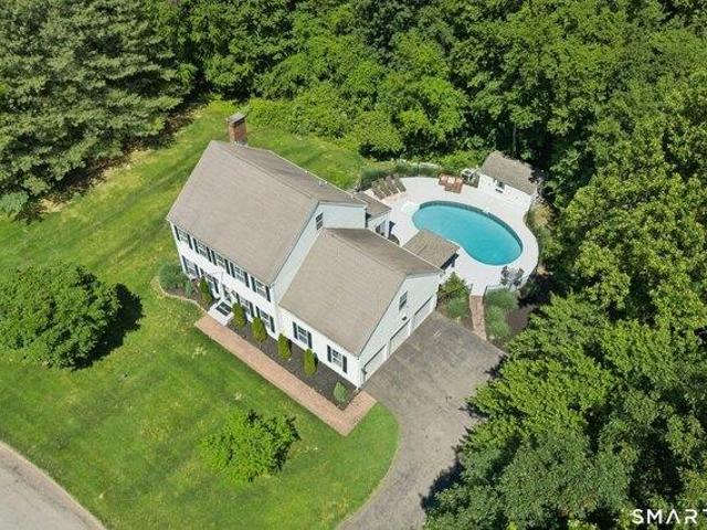 House for sale in Hamden, Connecticut