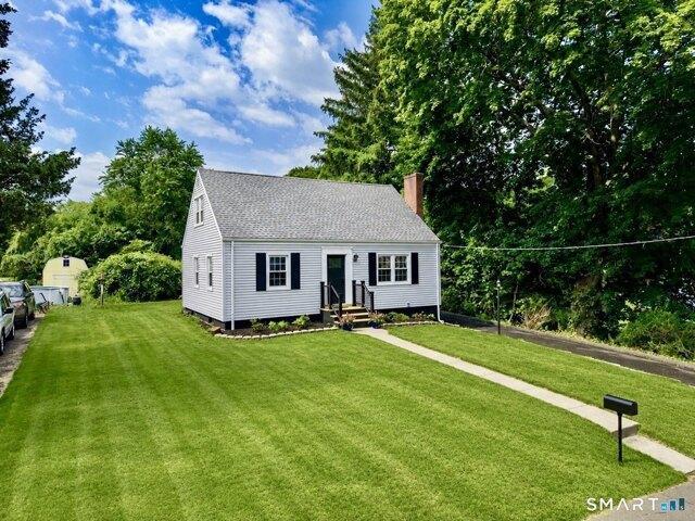 House for sale in Hamden, Connecticut