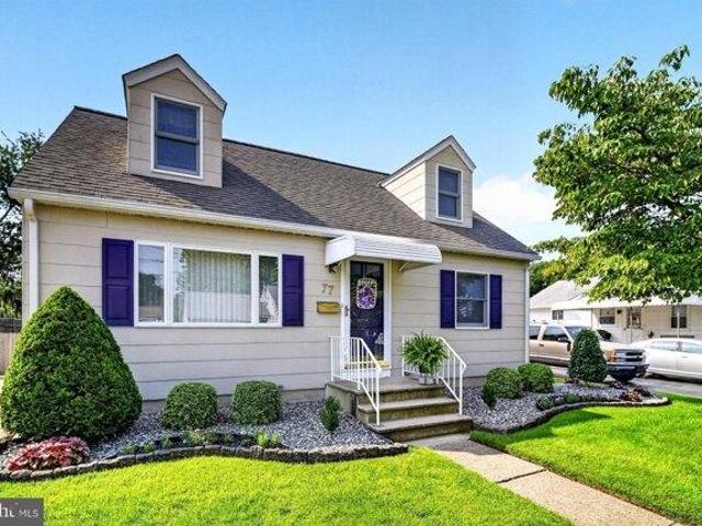 House for sale in Crosswicks, New Jersey