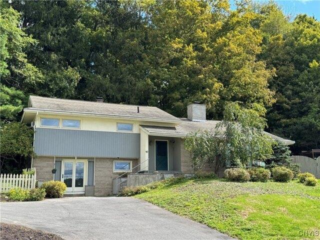House for sale in Hamilton, New York