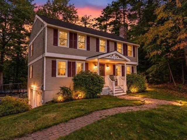 House for sale in Sandown, Rockingham County