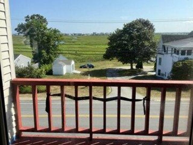 Condo for sale in Hampton
