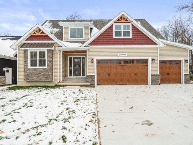 House for sale in Harrison Township, Michigan