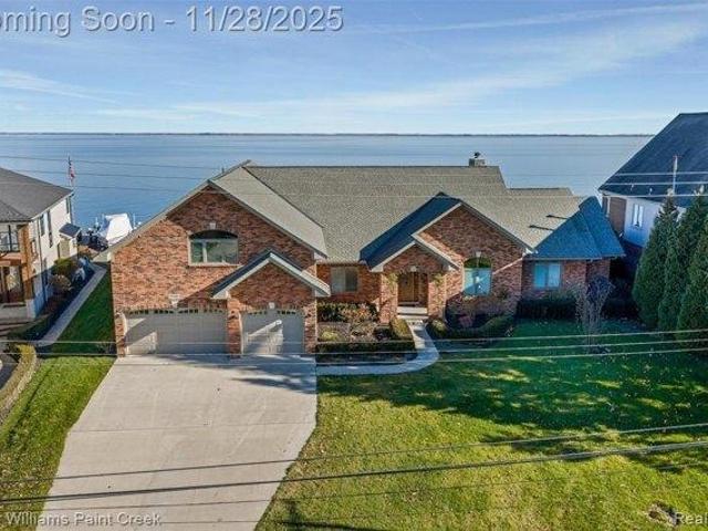 House for sale in Harrison Township, Michigan