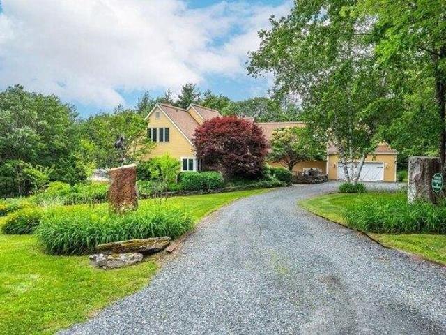 House for sale in Plantsville, Vermont